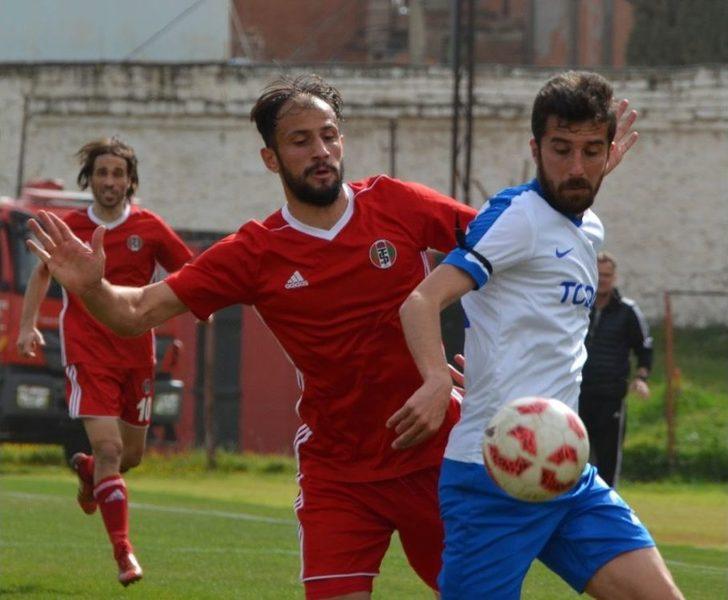 Tff 3. Lig: Turgutluspor: 1 - Ankara Demirspor: 2 G3