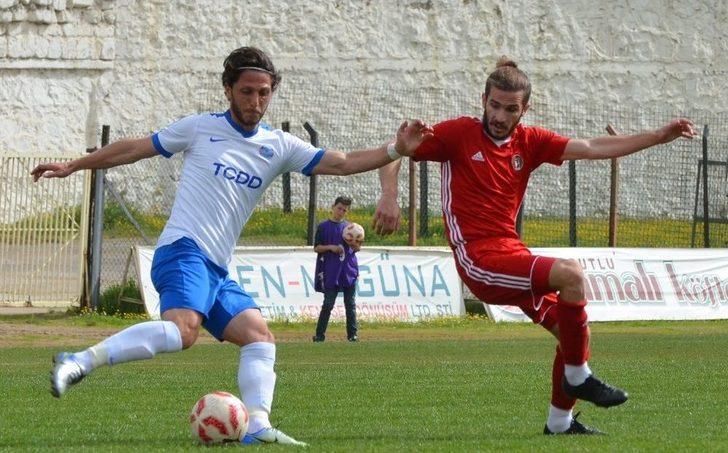Tff 3. Lig: Turgutluspor: 1 - Ankara Demirspor: 2 G4
