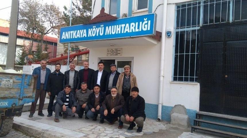 K&ouml;y Halkı Mehmet&ccedil;iğe Katkı İ&ccedil;in Arpa Ve Buğdayını Bağışladı