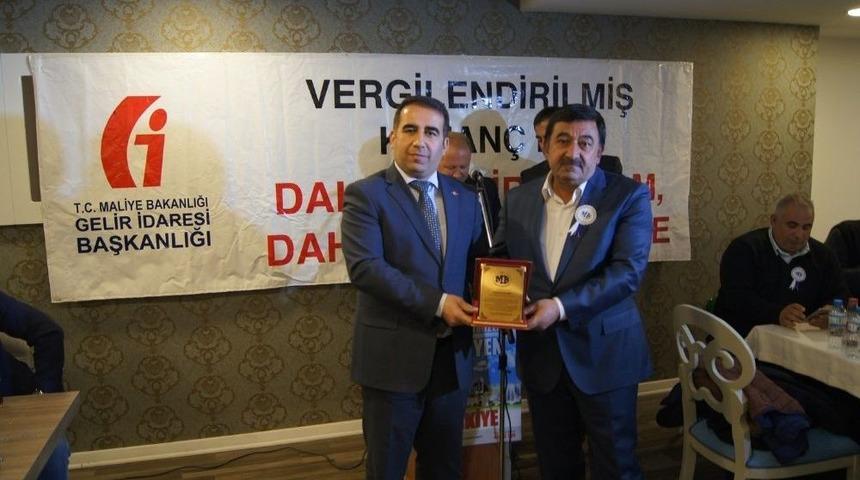 Kağızman&rsquo;da Vergi Haftası Etkinliği D&uuml;zenlendi