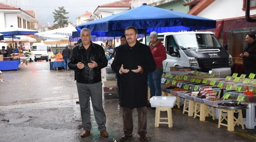 Kızılcahamam Belediye Başkanı G&uuml;ney, Pazarı Ziyaret Etti