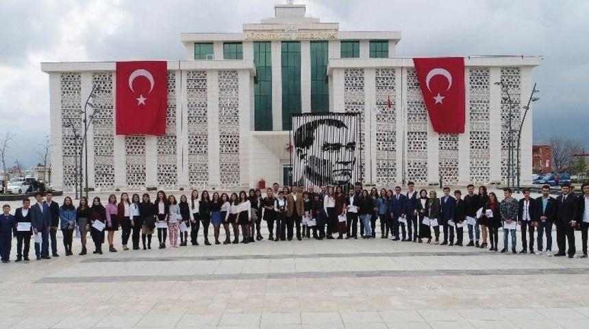 D&ouml;gem &Uuml;&ccedil;&uuml;nc&uuml; D&ouml;nem Vekilleri Mazbatalarını Aldı
