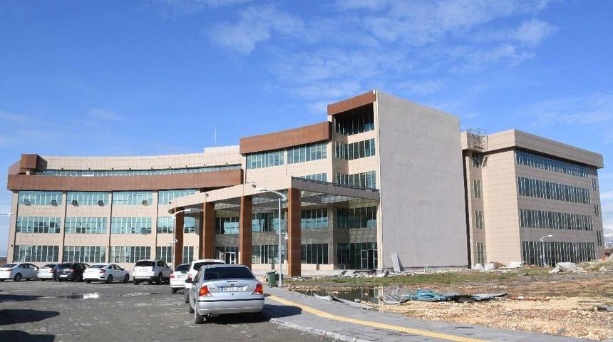 Teknik Bilimler Meslek Y&uuml;ksekokulu Yeni Binasında Eğitime Başladı