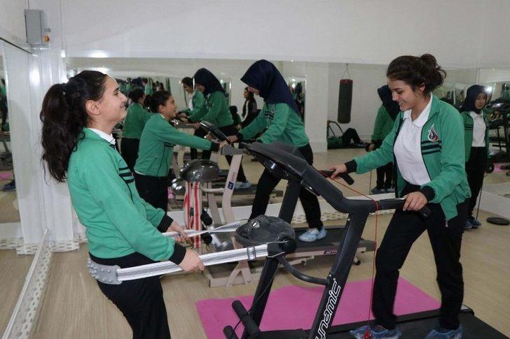 Nevşehir’de Türkiye’ye Örnek Olacak Öğrenci Yurdu G1