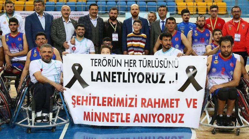 Taha Akgül’deki İlk Maçı Bilal Erdoğan Ve Başkan Ak Birlikte İzledi