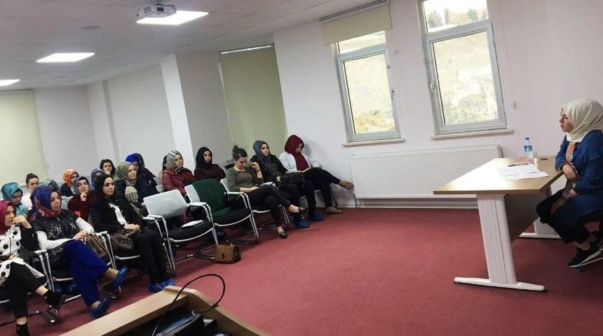 &Ouml;ğretmenler Ve &Ouml;ğrenciler İstismar Konusunda Bilgilendirildi