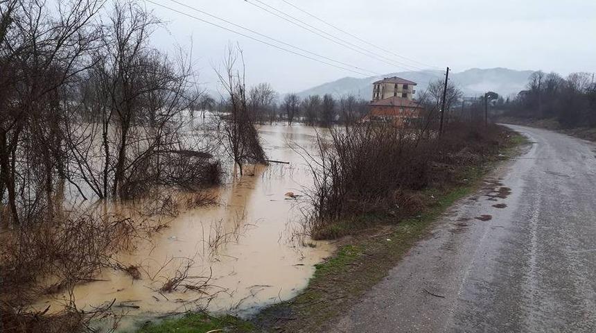 Bartın’da 300 Kişiye İki Gecedir Ulaşılamıyor