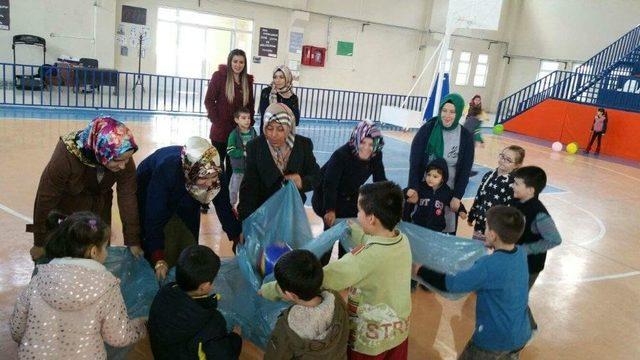 Anaokul Öğrencilerine ’benimle Oynarmısın’ Etkinliği