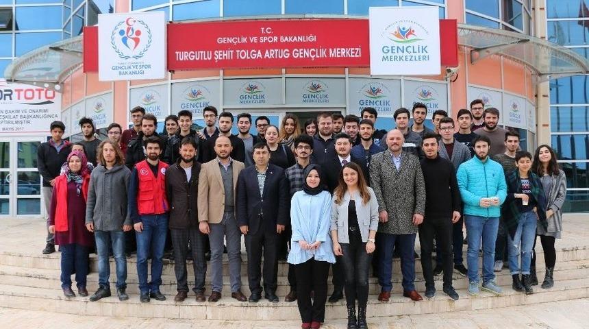 Magiad Turgutlu&rsquo;da Bilişim Zirvesinin İlkini Ger&ccedil;ekleştirdi