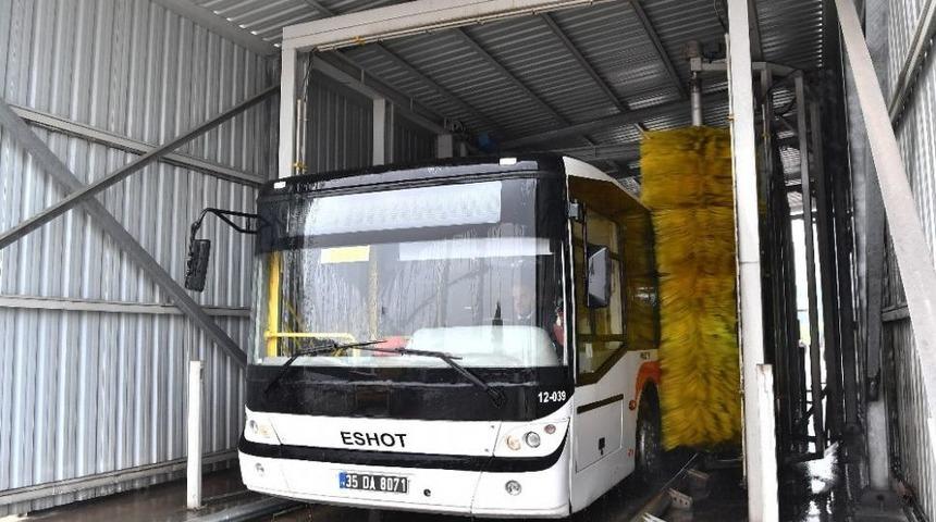 Otob&uuml;slerin Yıkama Suyunda Y&uuml;zde 75 Tasarruf Sağlanıyor