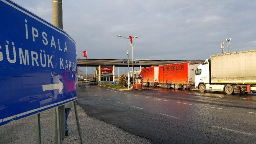 İpsala G&uuml;mr&uuml;k Kapısı&rsquo;nda Tır Kuyruğu