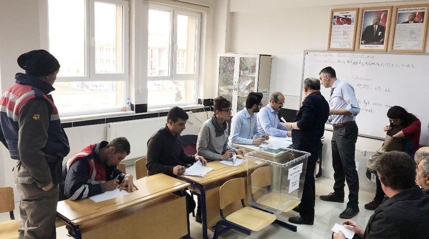 &Uuml;rg&uuml;p&rsquo;te Muhtarlık İ&ccedil;in 16 Aday Yarıştı