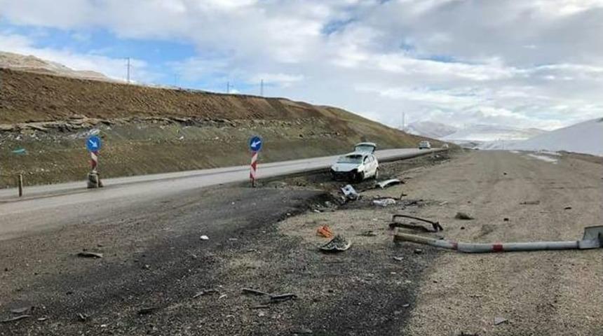 Aşkale&rsquo;de Trafik Kazası: 3 Yaralı