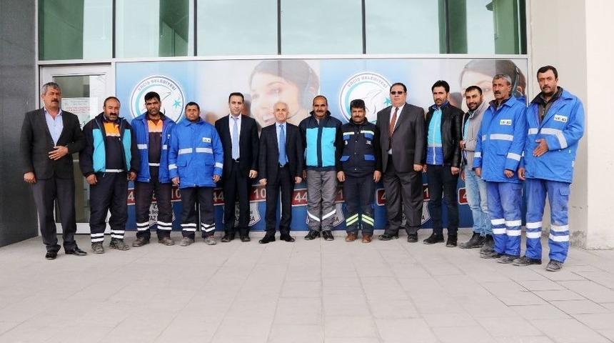 Karlı Dağları Yaya Aşan Vaski &Ccedil;alışanları &Ouml;d&uuml;llendirildi