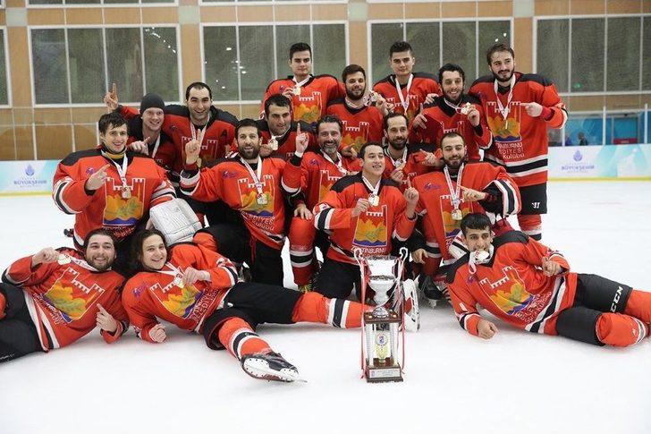 Buz Adamlar 4 Sene Üst Üste Şampiyon Oldu G1