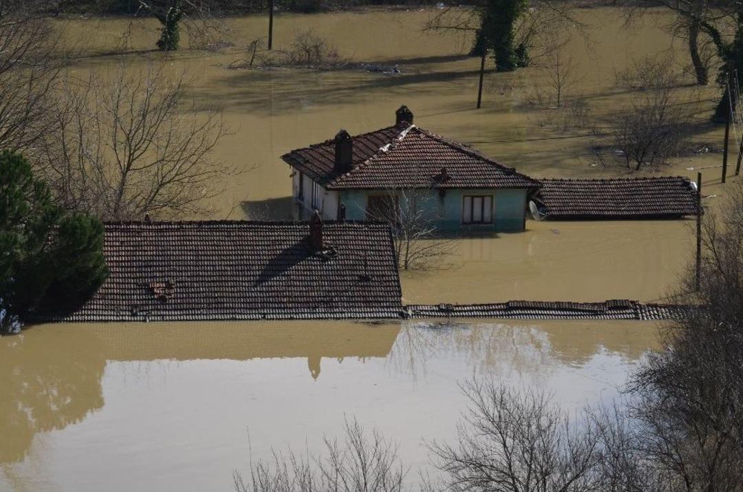 Baraj Suları Altında Kalan B&ouml;lgedeki Vatandaşlara Ulaşıldı