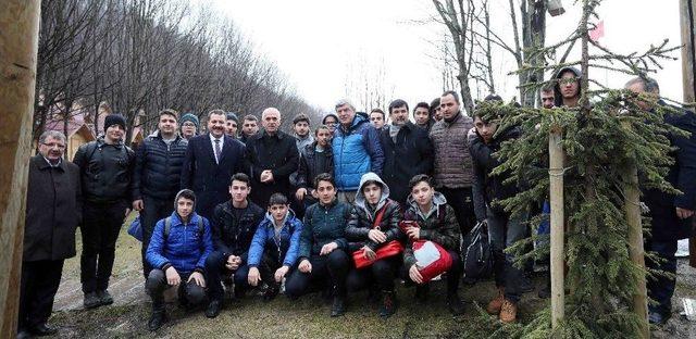 Erol Kaya: “kılavuz Gençlik Medeniyetimize Çok Önemli Katkı Sunuyor”