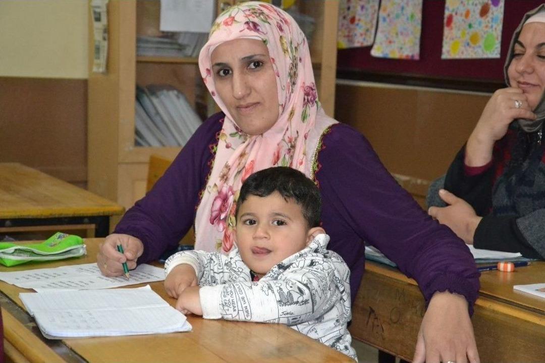 Okuma Yazma Seferberliği B&uuml;y&uuml;k İlgi G&ouml;r&uuml;yor