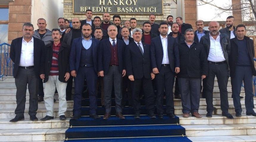 Muhtar Adaylarından Başkan &Ouml;zen&rsquo;e Ziyaret