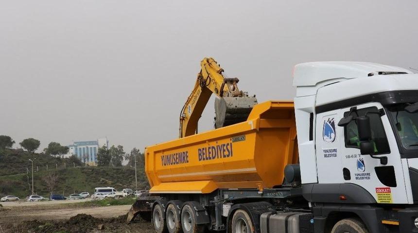 Yunusemre&rsquo;den Uncubozk&ouml;y&rsquo;de Yol &Ccedil;alışması
