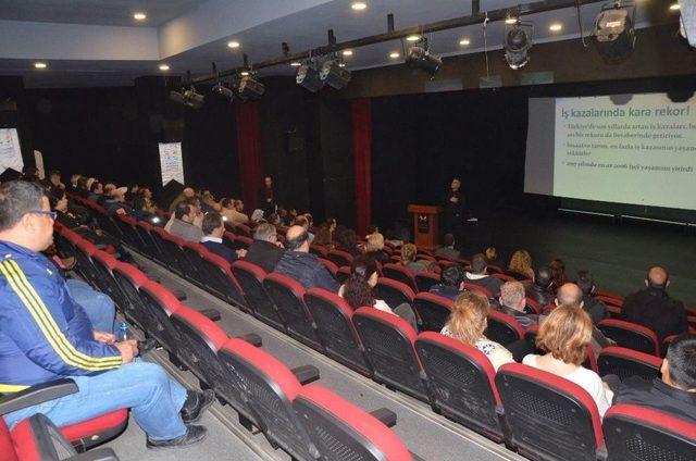 Kuşadası’nda Belediye Personeline ’iş Sağlığı Ve Güvenliği’ Eğitimi