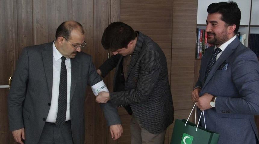 Yeşilay&rsquo;dan Vali Ustaoğlu&rsquo;na Ziyaret