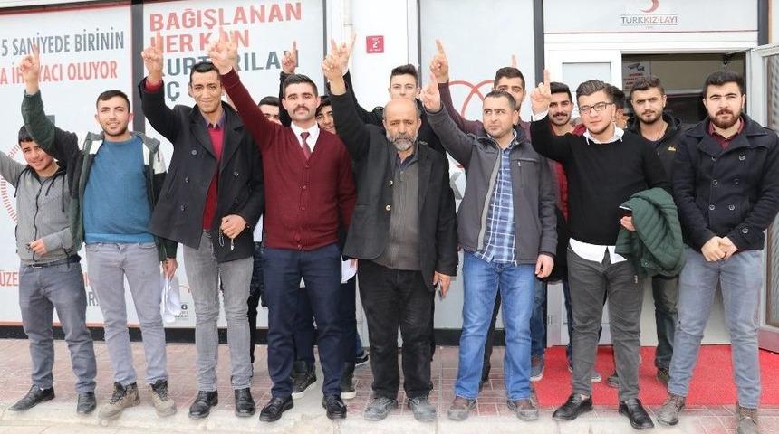Alperen Ocaklarından Kızılaya Kan Bağışı