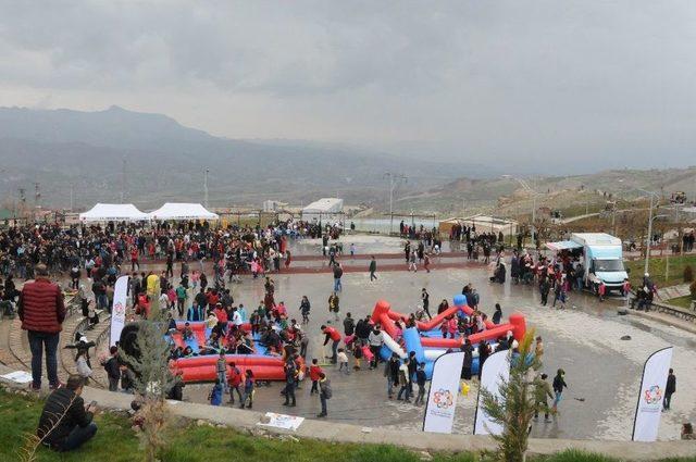 Şırnak’ta Çocuklar İçin Şenlik Düzenlendi