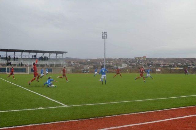 Gölbaşı Belediye Spor, Kahramankazanı Rahat Geçti