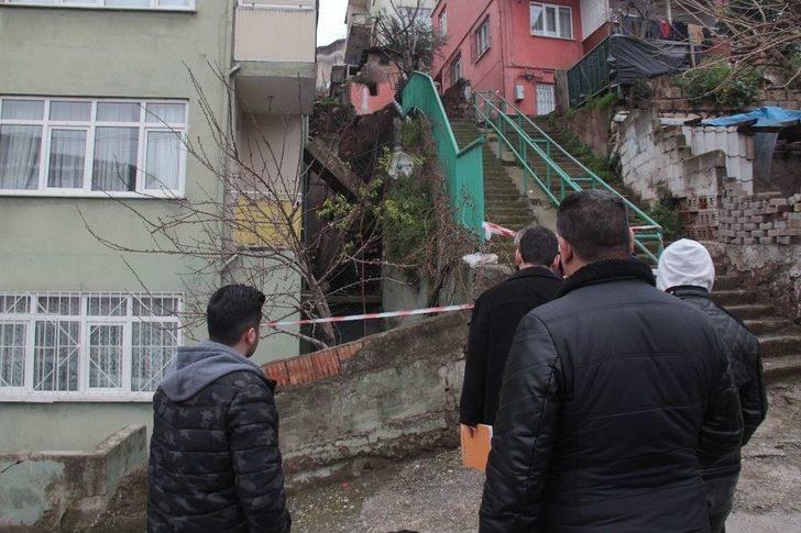 Kocaeli’de Çöken İstinat Duvarı 5 Katlı Binanın Üzerine Yıkıldı G5