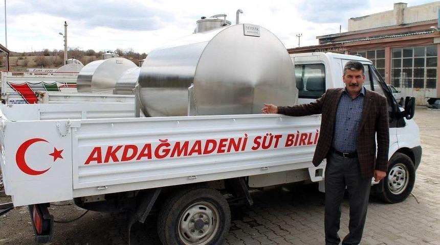Akdağmadeni&rsquo;nde S&uuml;tler Toplanıyor