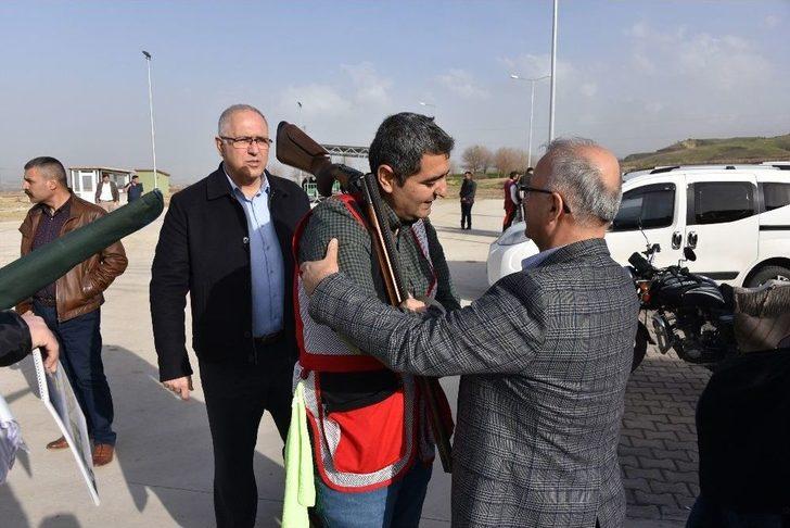 Milli Atıcı, Salihli Atış Poligonunu Çok Beğendi G3