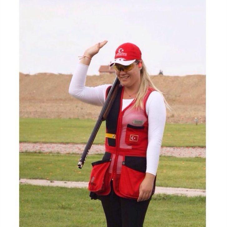 Milli Atıcı, Salihli Atış Poligonunu Çok Beğendi G5