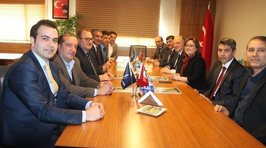 Gaimder&rsquo;e Tebrik Ziyareti