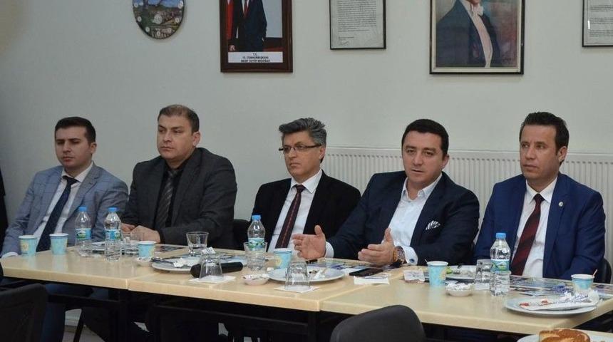 Başkan Bakıcı, Personeli İle Kahvaltıda Bir Araya Geldi