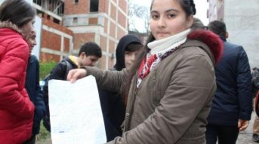 K&uuml;&ccedil;&uuml;k İclal&rsquo;den Afrin&rsquo;deki Mehmet&ccedil;iklere Mektup