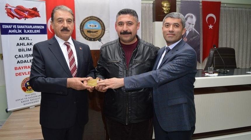 Malatya&rsquo;da Tesk Kart&rsquo;ın Dağıtımına Başlandı