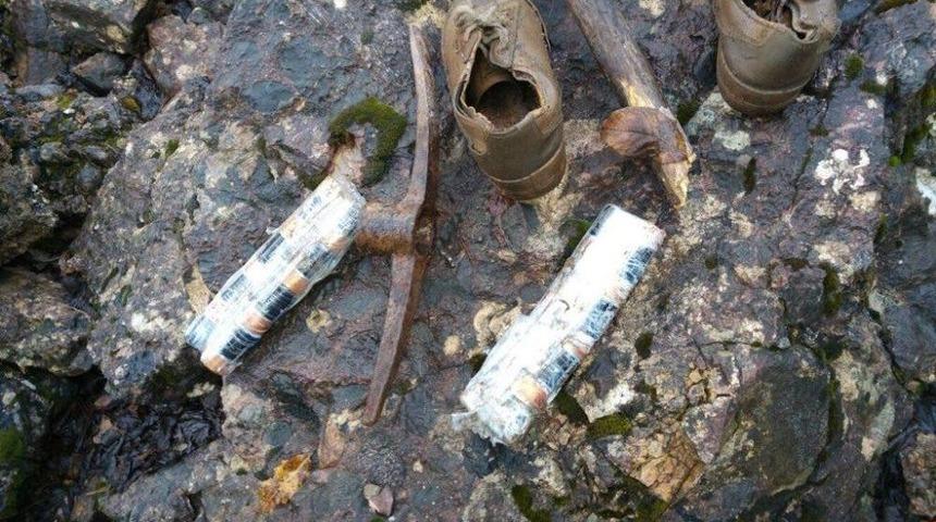 Tunceli&rsquo;de Ter&ouml;ristlere Ait Sığınak Ve Mağaralar İmha Edildi