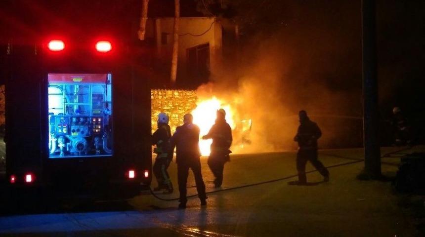 Lpg’li Otomobil Uludağ Yolu’nda Alev Alev Böyle Yandı...