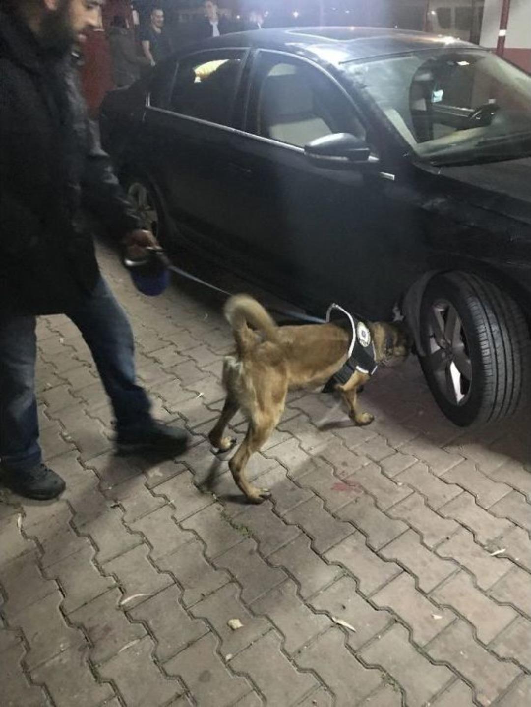 Otomobile Yerleştirilen Soba Borusundan 18 Kilo Eroin &Ccedil;ıktı