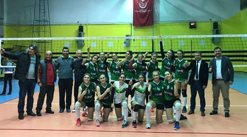 Salihli&rsquo;nin Gen&ccedil; Sultanları İl Şampiyonu Oldu