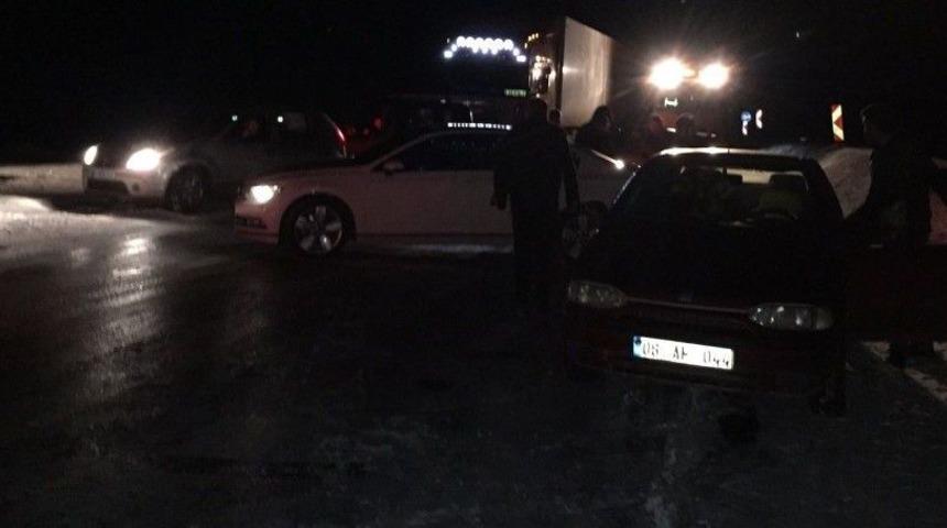 Tır Kaydı, Yol Ulaşıma Kapandı