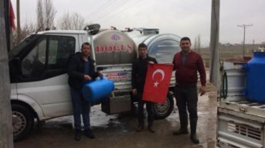 Aslanapa’da Bir Günlük Gelirlerini Mehmetçik Vakfı’na Bağışlandılar