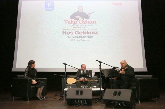 Türk Halk Müziğinin Ustalarından Talip Özkan Anıldı