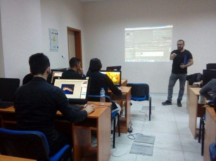 Kars’ta, ’geleceğin Gazetecileri’ Yetiştiriliyor G3