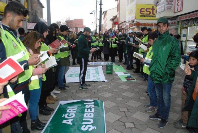 Yeşilaycılar Bağımlılığa Dikkat Çekmek İçin 4 Kilometre Yürüdü