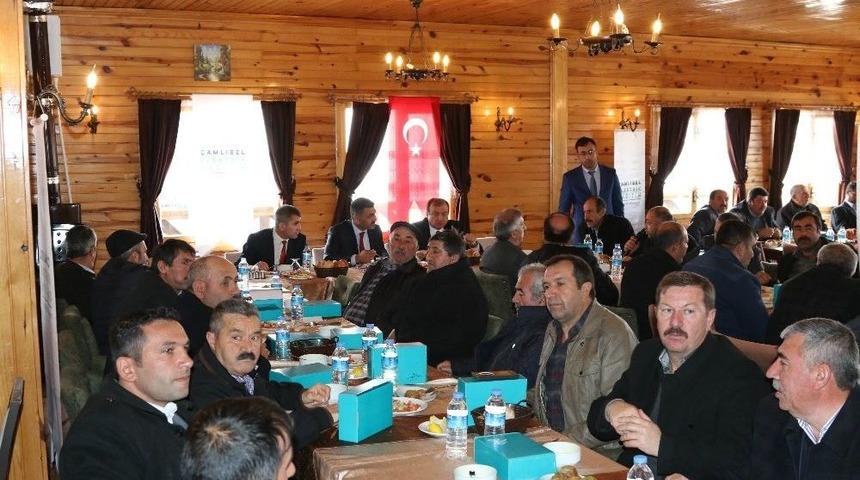 Yıldızeli’ndeki Muhtarlardan Çedaş’a Tam Destek