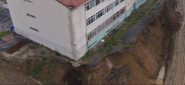 (özel) Şişli Endüstri Meslek Lisesi’nde Son Durum Havadan Görüntülendi G1