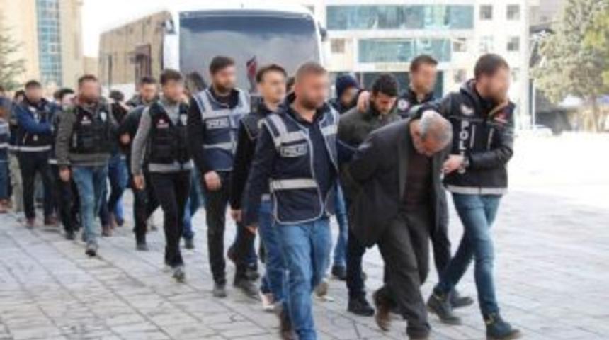 Hakkari Merkezli Uyuşturucu Operasyonu: 12 Tutuklama