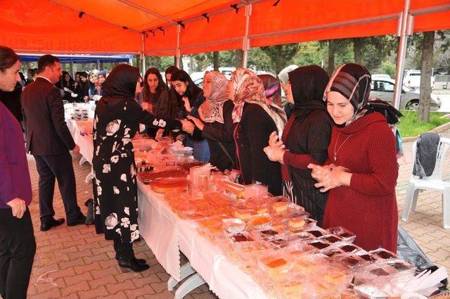 Lösemili Çocuklar Yararına Kermes